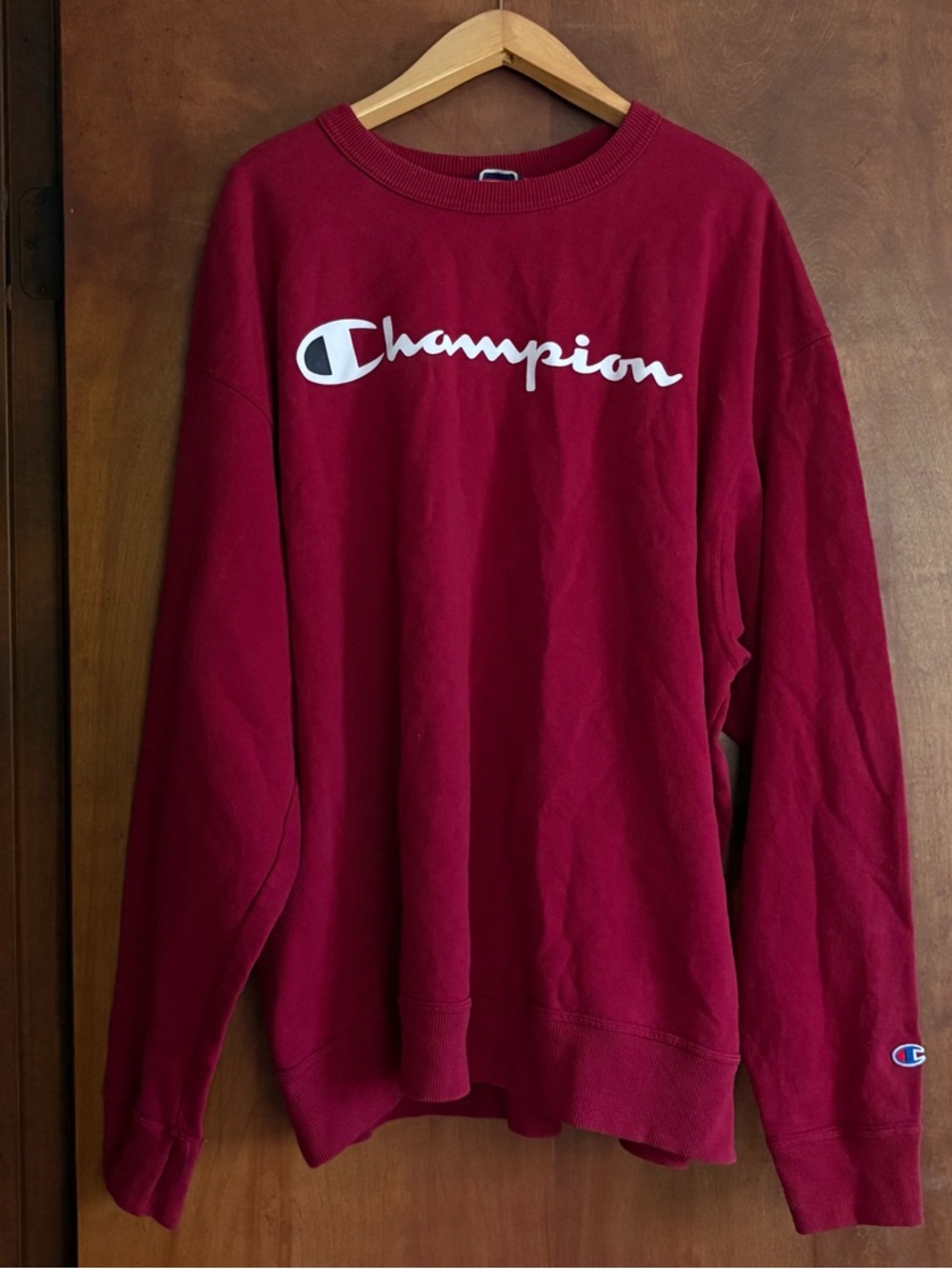 Champion Crewneck Sweatshirt in Burgundy with White Logo